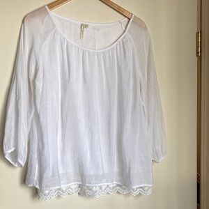 Elegant White Lace Hem Blouse
